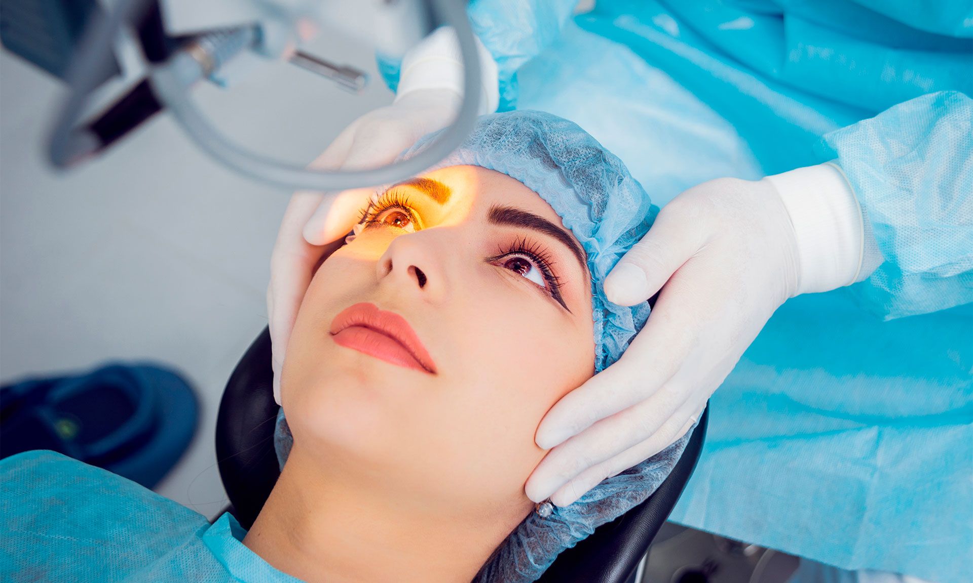 Best eye surgery specialist doctor in chandrapur