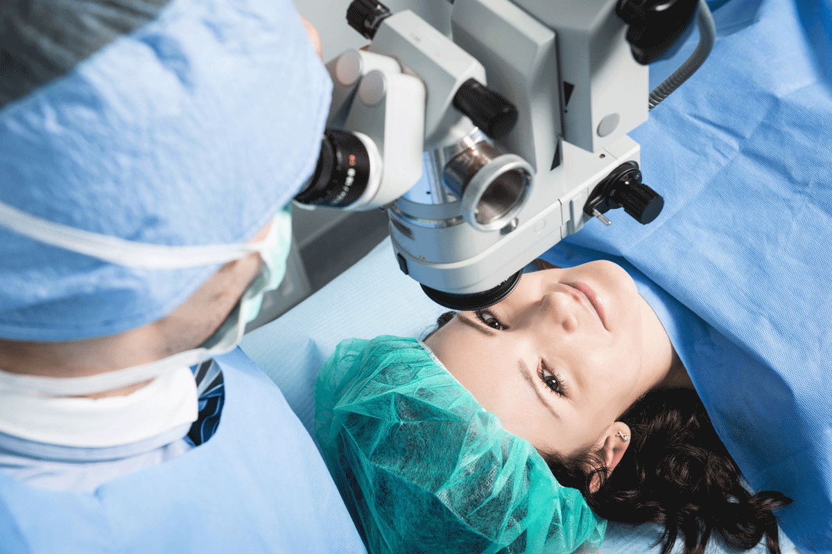 Best eye surgery specialist doctor in korba