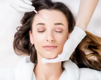 Cosmetic surgeon in chirimiri