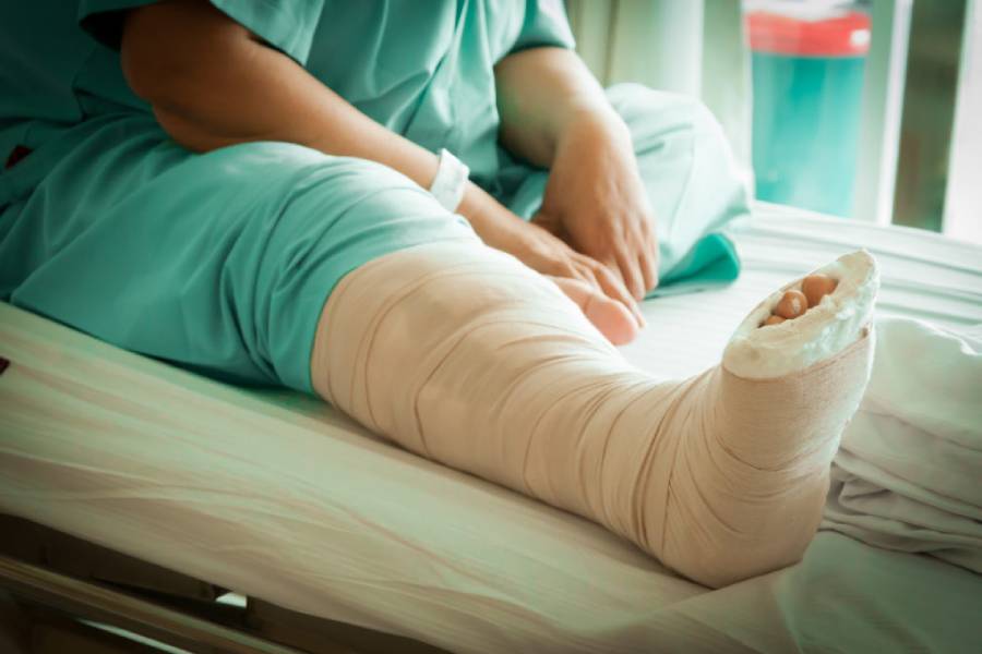 Orthopedic fracture and accidental hospital in durg