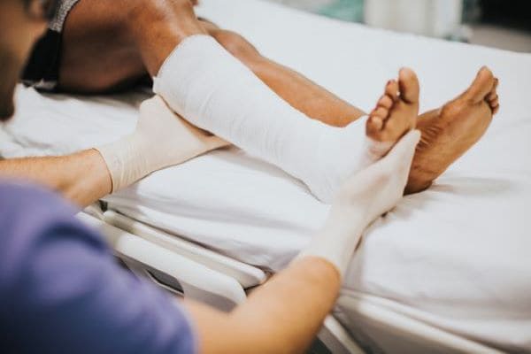 Orthopedic fracture and accidental hospital in yavatmal